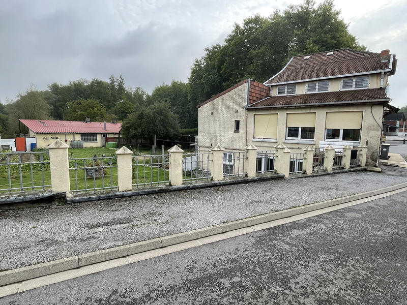 Immeuble - 260 m² - 1 pièce