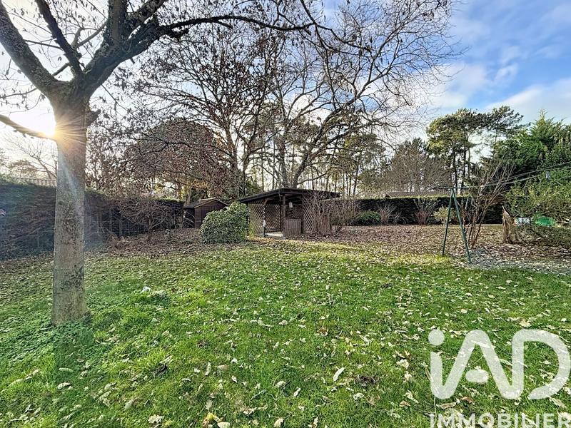 Maison - 263 m² - 9 pièces