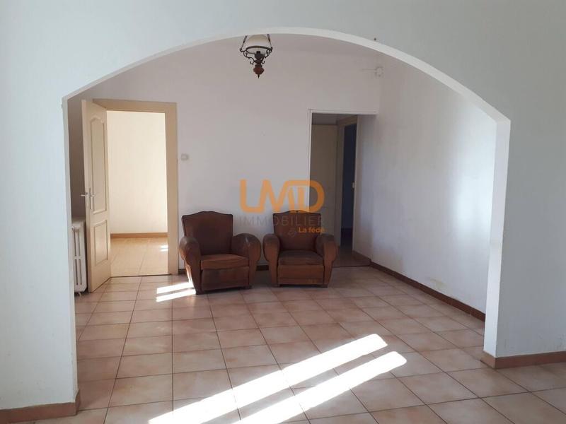 Maison en pierre - 141 m² - 8 pièces