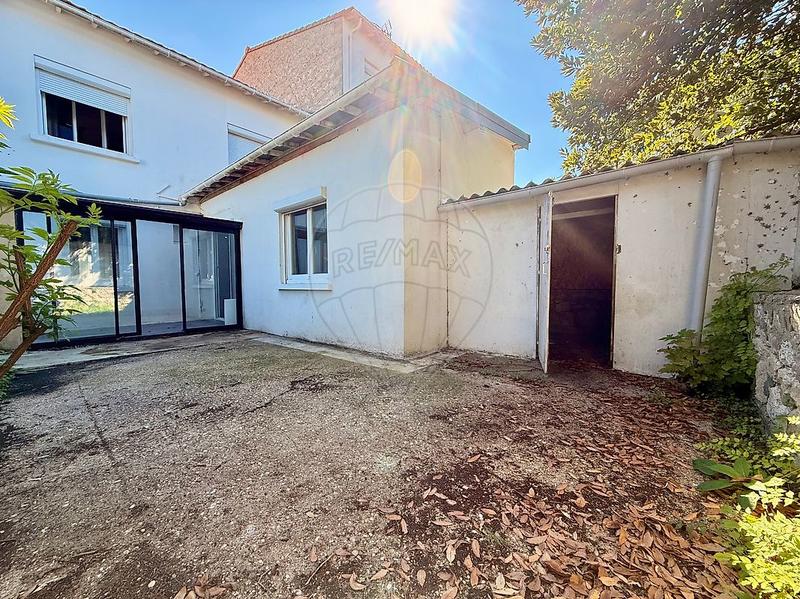 Maison - 102 m² - 5 pièces