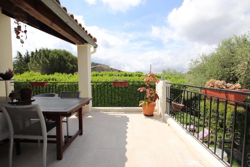 Maison - 178 m² - 7 pièces