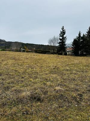 Terrain - 1 500 m²