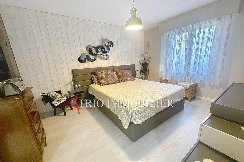 Appartement - 94 m² - 4 pièces