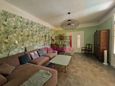 Maison - 191 m² - 8 pièces