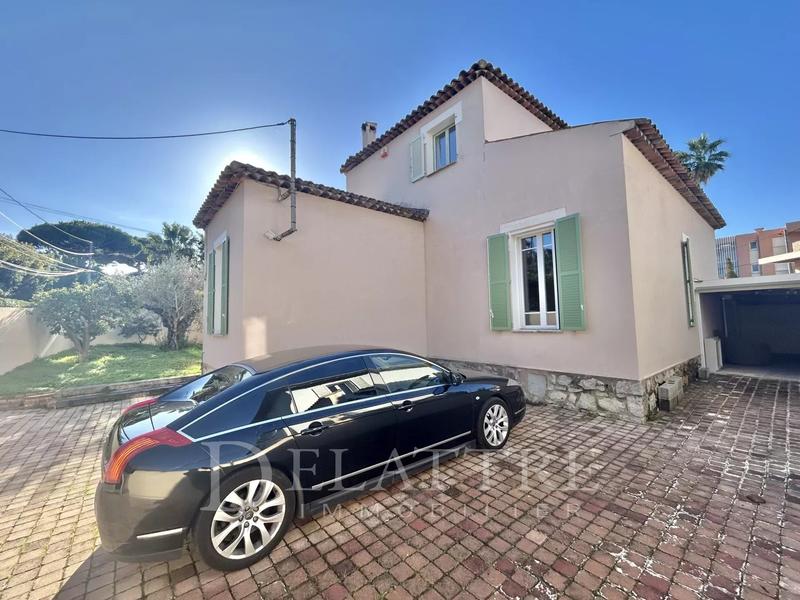 Villa - 110 m² - 6 pièces