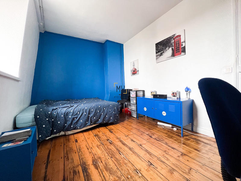 Maison - 195 m² - 7 pièces