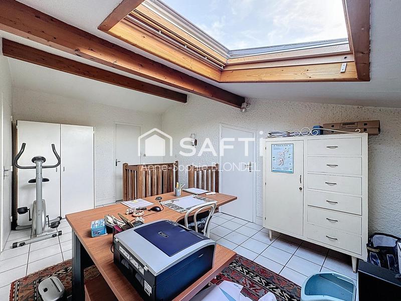 Maison - 200 m² - 5 pièces