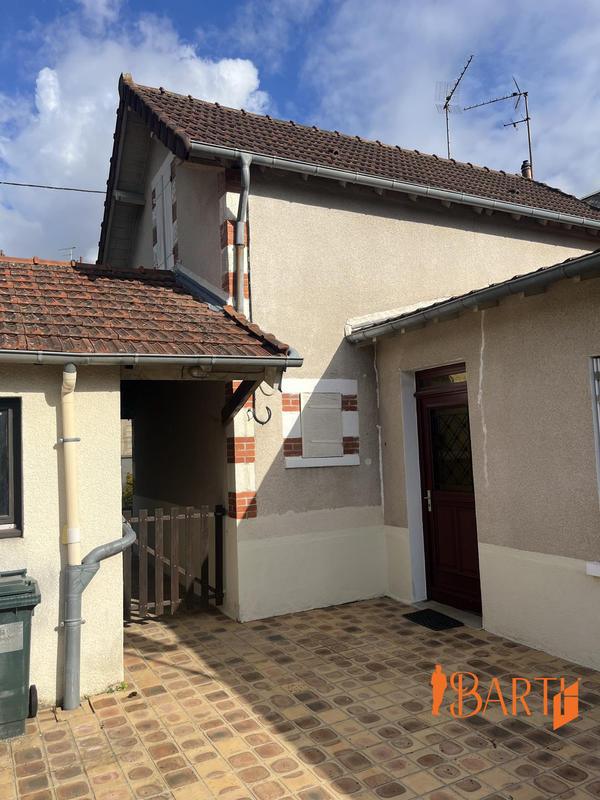 Maison traditionnelle - 66 m² - 4 pièces