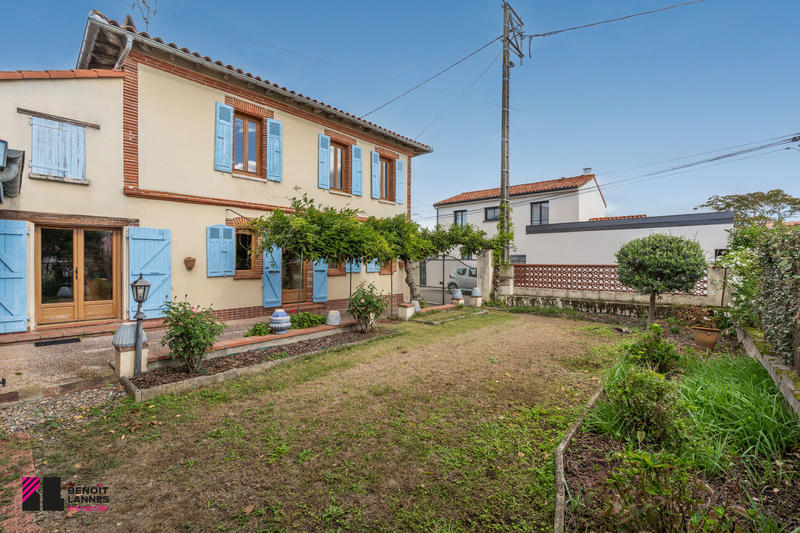 Maison - 197 m² - 7 pièces