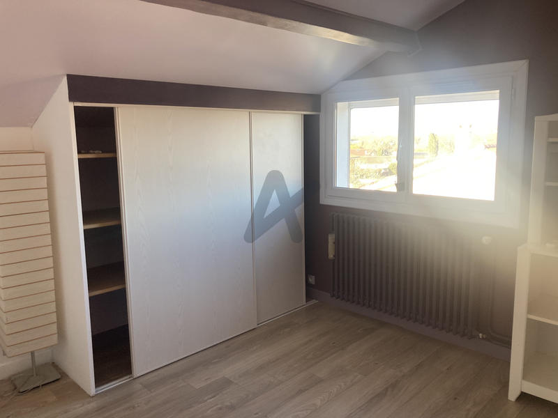 Maison - 206 m² - 8 pièces