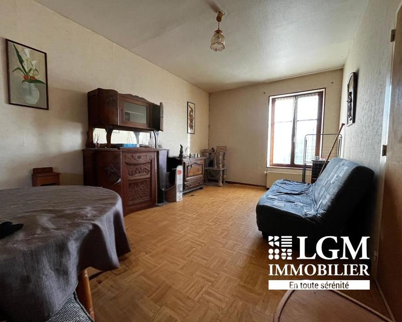 Immeuble - 104 m² - 4 pièces