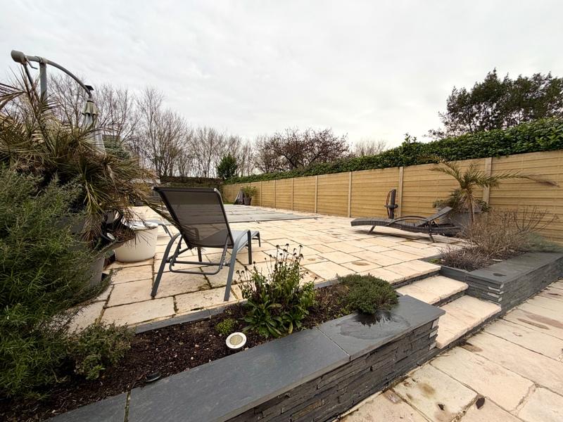 Maison - 151 m² - 6 pièces