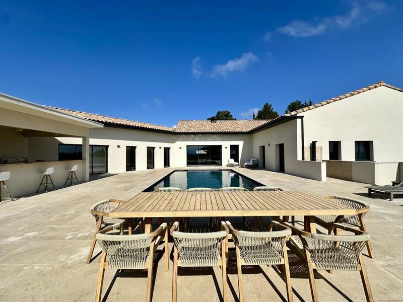 Villa - 350 m² - 9 pièces