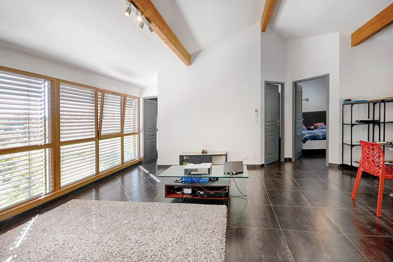 Bastide - 248 m² - 9 pièces