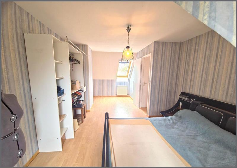 Maison - 130 m² - 7 pièces