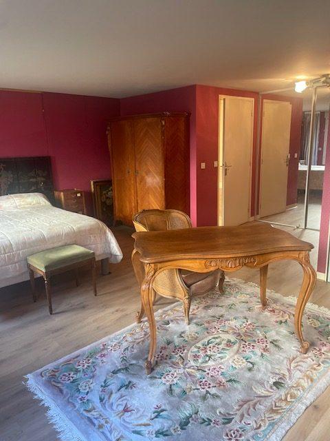 Appartement - 128 m² - 4 pièces