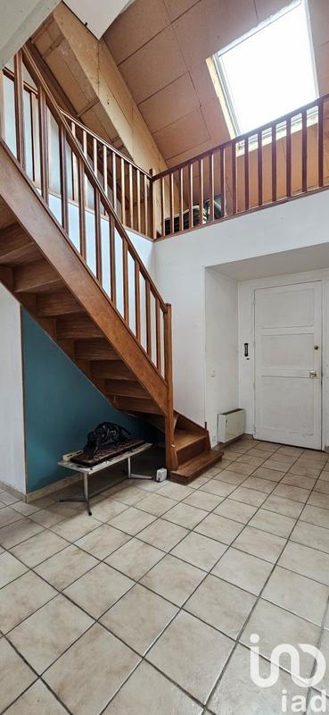 Maison - 243 m² - 9 pièces