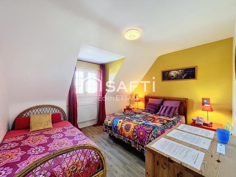 Maison - 295 m² - 7 pièces