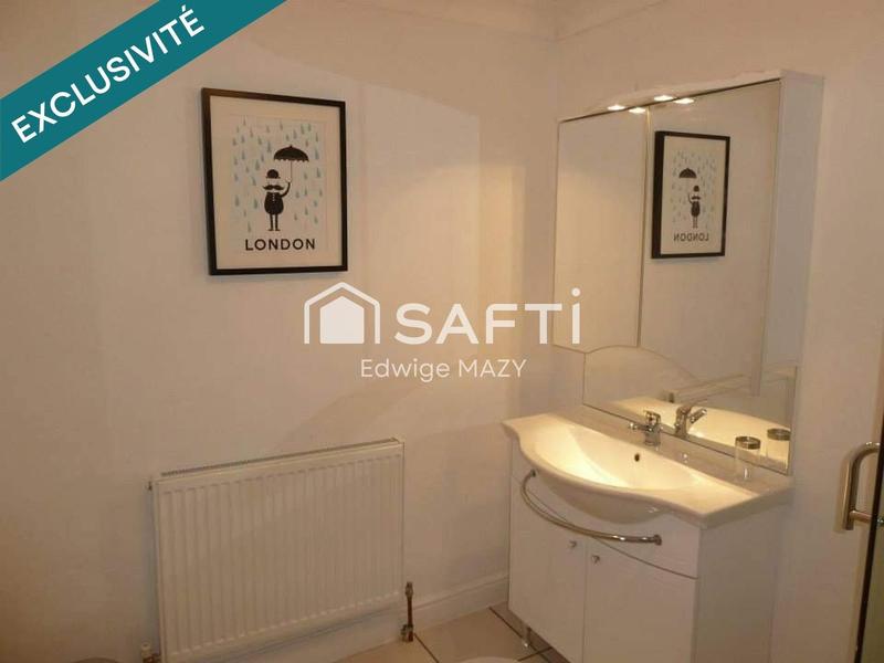 Maison - 233 m² - 7 pièces