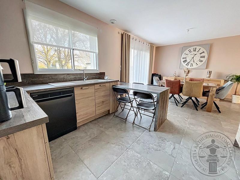 Maison - 115 m² - 6 pièces