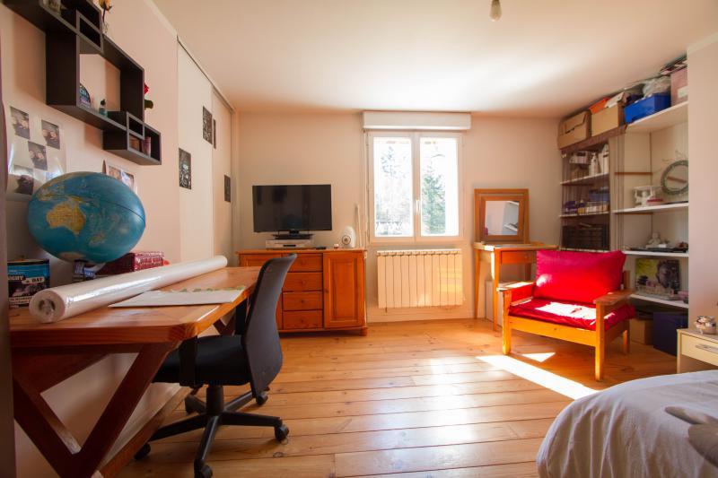 Maison - 180 m² - 8 pièces