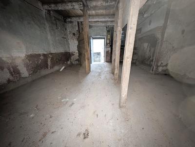 Maison ancienne - 200 m² - 3 pièces