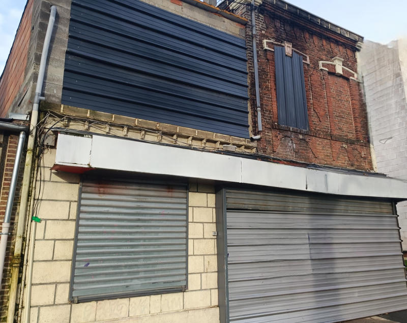 Local commercial - 145 m² - 5 pièces