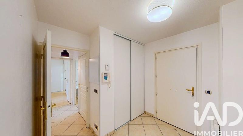 Appartement - 79 m² - 3 pièces