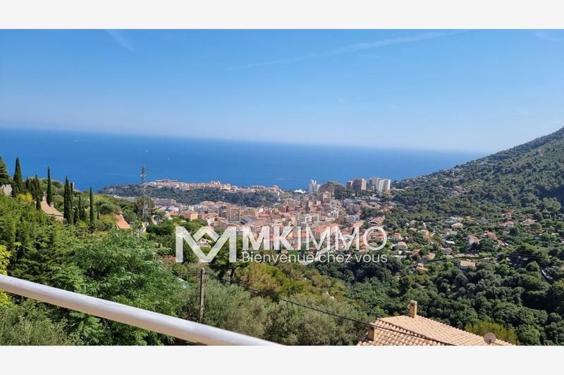 Maison - 804 m² - 8 pièces