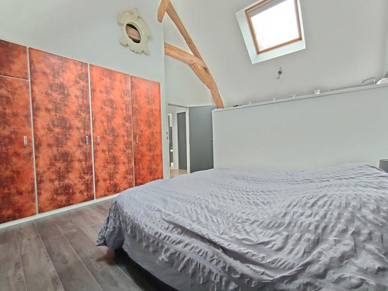 Maison - 218 m² - 5 pièces