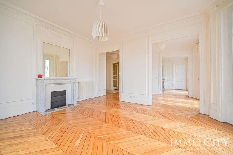 Appartement - 135 m² - 5 pièces