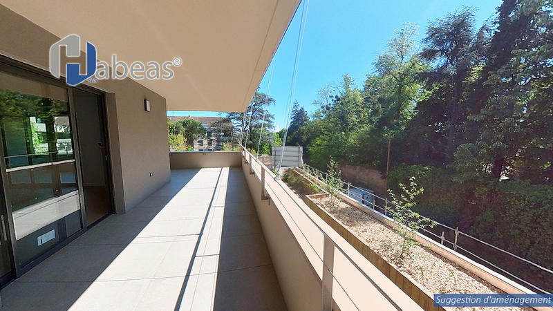 Appartement - 103 m² - 4 pièces