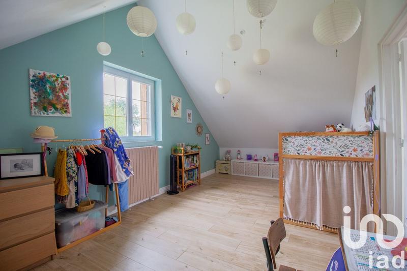 Maison - 180 m² - 8 pièces