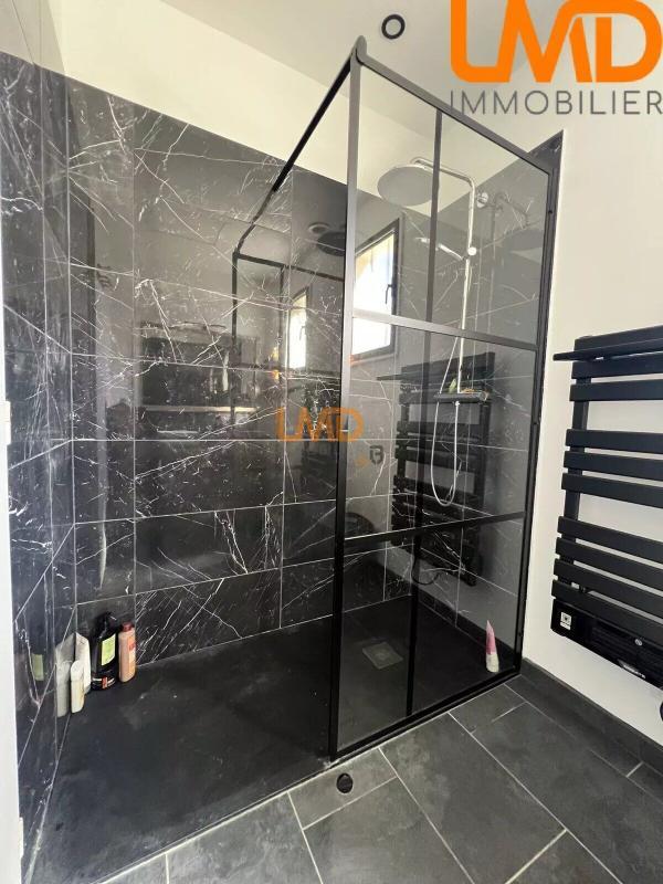 Villa - 102 m² - 5 pièces