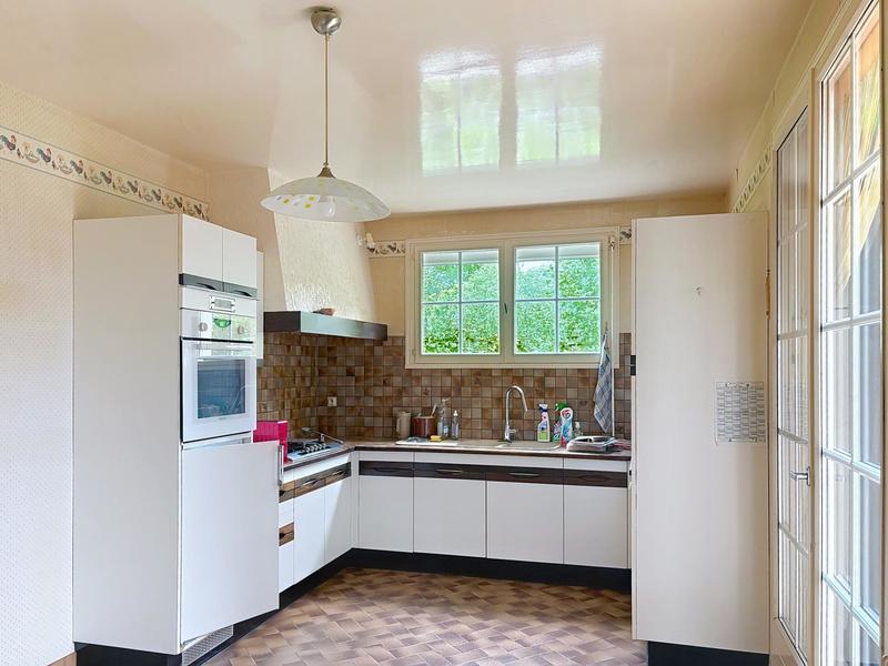 Propriété - 123 m² - 8 pièces