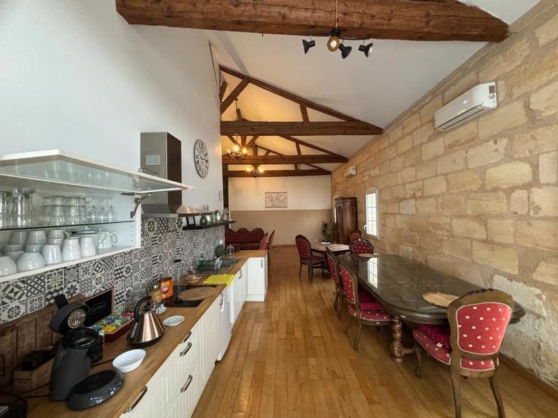 Demeure - 500 m² - 20 pièces