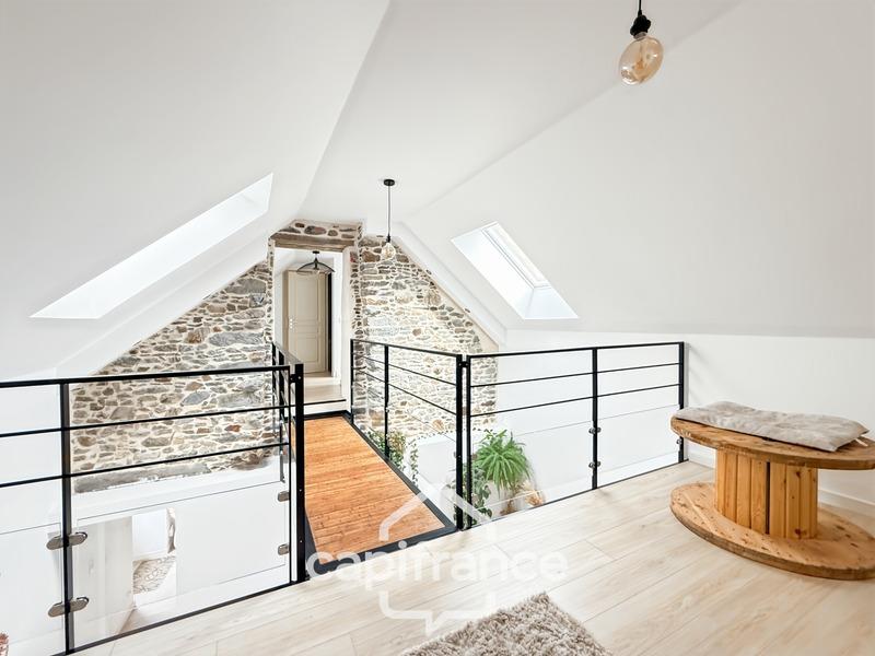 Maison - 130 m² - 6 pièces