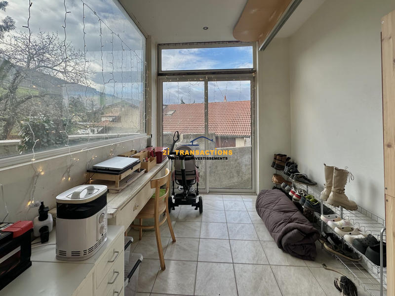 Maison traditionnelle - 169 m² - 6 pièces