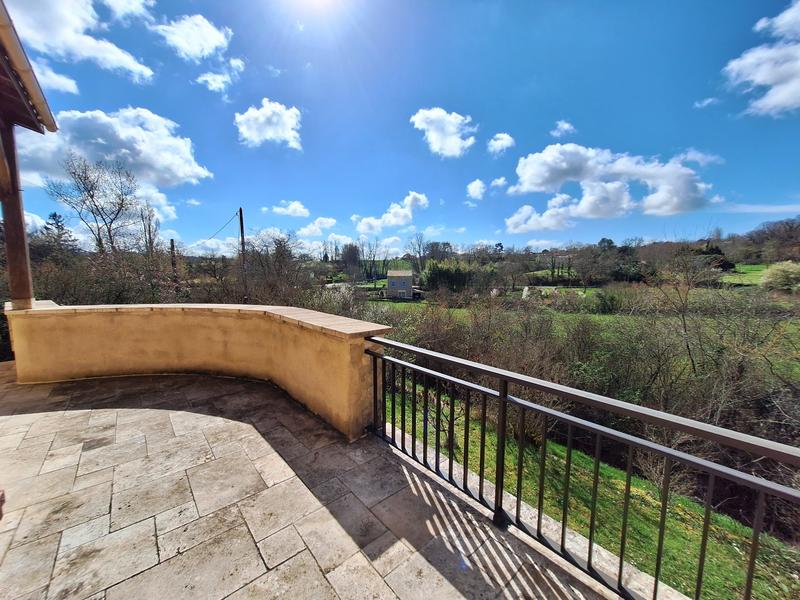 Maison traditionnelle - 110 m² - 5 pièces