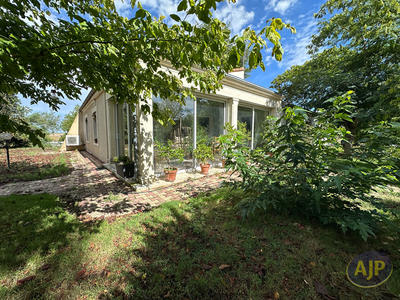 Maison - 171 m² - 6 pièces