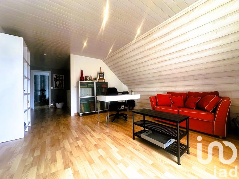 Maison - 177 m² - 6 pièces