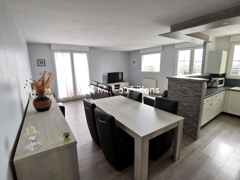 Appartement - 117 m² - 6 pièces
