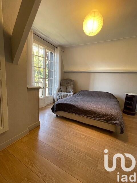 Maison - 141 m² - 5 pièces