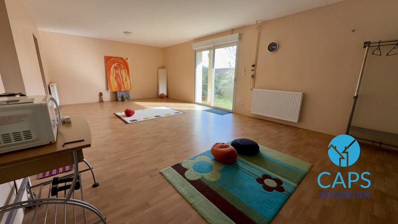 Maison - 176 m² - 8 pièces