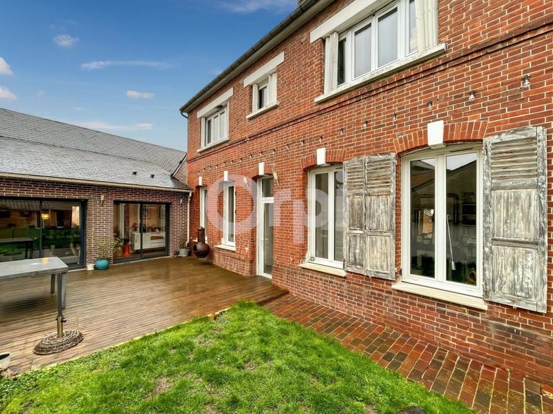 Maison - 140 m² - 6 pièces