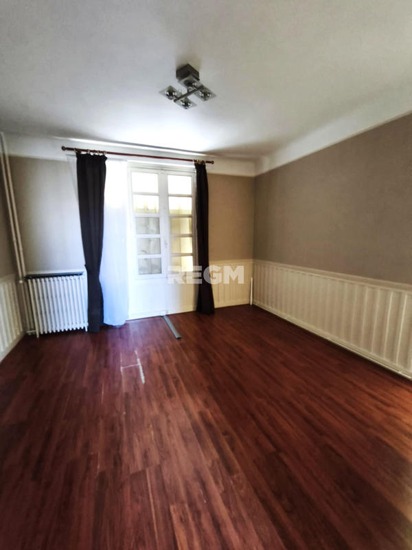 Maison - 167 m² - 6 pièces