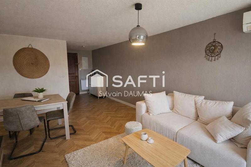 Appartement - 64 m² - 3 pièces
