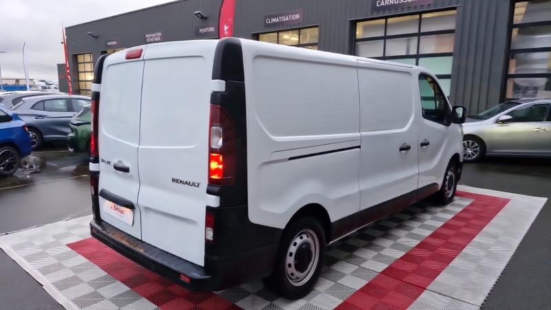 Renault Trafic Fourgon l2h1 3000 kg blue dci 130 grand confort