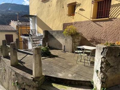 Maison de village - 88 m² - 6 pièces