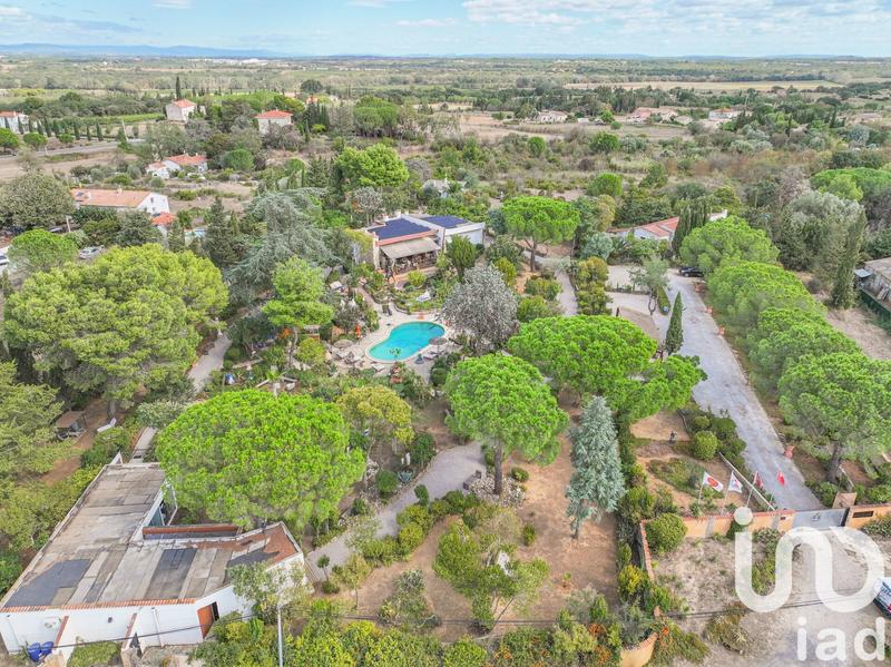 Maison de maîtres - 330 m² - 4 pièces